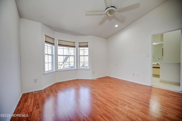 214 Paddington Court 6-4, Manalapan, NJ 07726