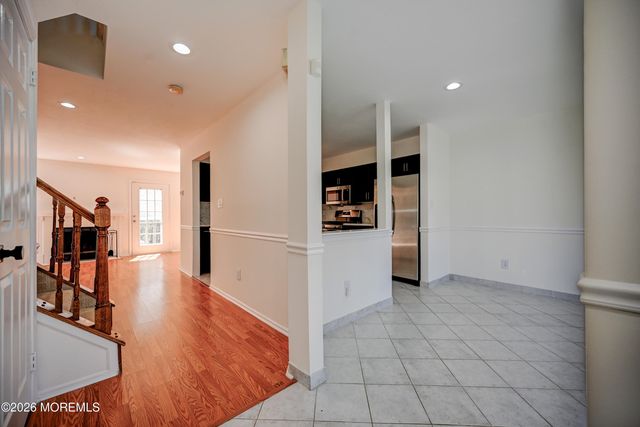 214 Paddington Court 6-4, Manalapan, NJ 07726