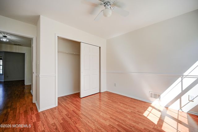 214 Paddington Court 6-4, Manalapan, NJ 07726