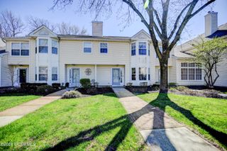 214 Paddington Court 6-4, Manalapan, NJ 07726