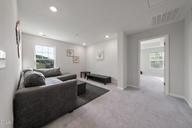 2267 Grants Pass Station, Apex, NC 27502