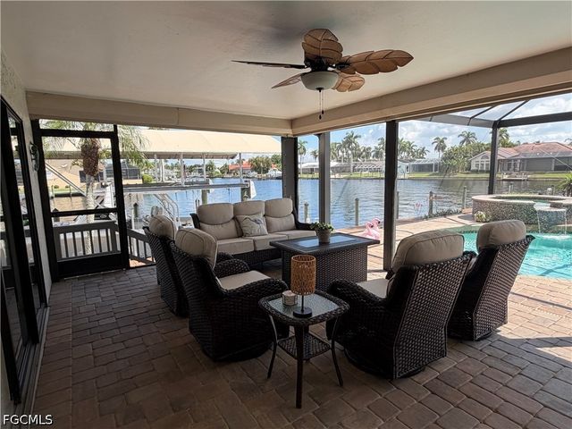 1957 SE 36th ST, Cape Coral, FL 33904