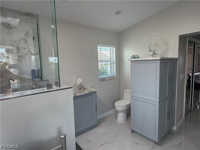 1957 SE 36th ST, Cape Coral, FL 33904