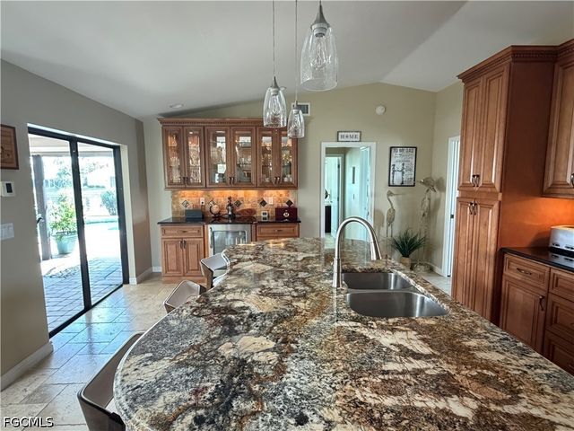 1957 SE 36th ST, Cape Coral, FL 33904