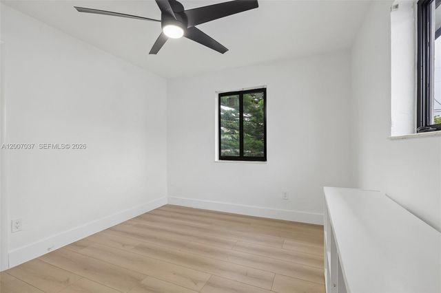 6595 SW 31st St, Miami, FL 33155