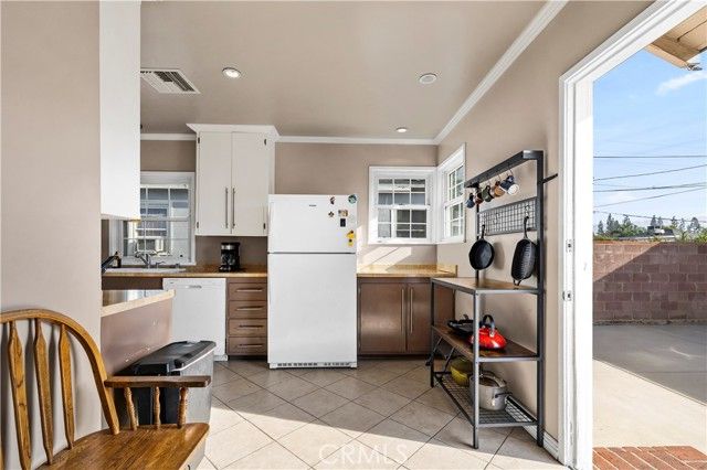 6550 Riverton, North Hollywood (los Angeles), CA 91606