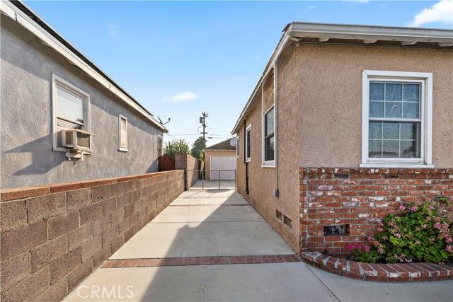 6550 Riverton, North Hollywood (los Angeles), CA 91606