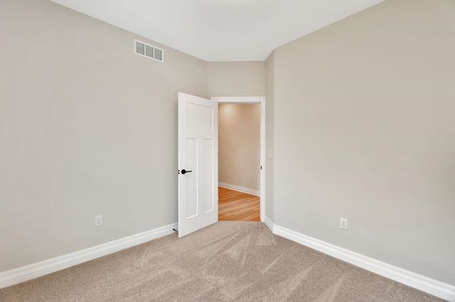 118 E Poplar Ct, Goddard, KS 67052