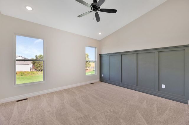 118 E Poplar Ct, Goddard, KS 67052