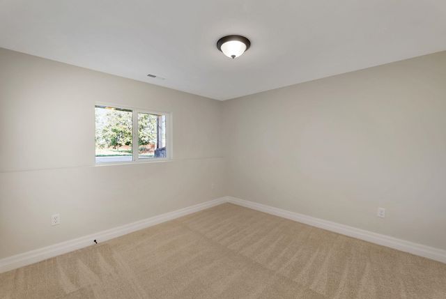 118 E Poplar Ct, Goddard, KS 67052