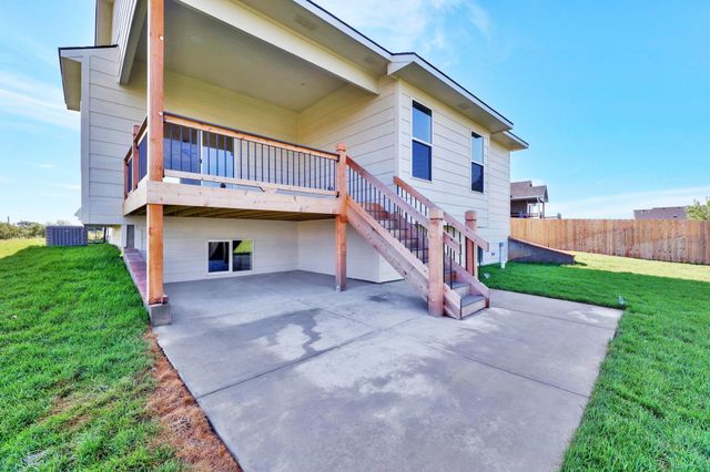 118 E Poplar Ct, Goddard, KS 67052