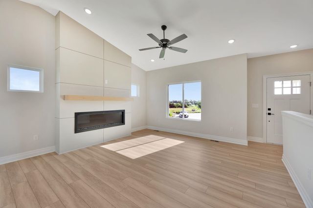 118 E Poplar Ct, Goddard, KS 67052