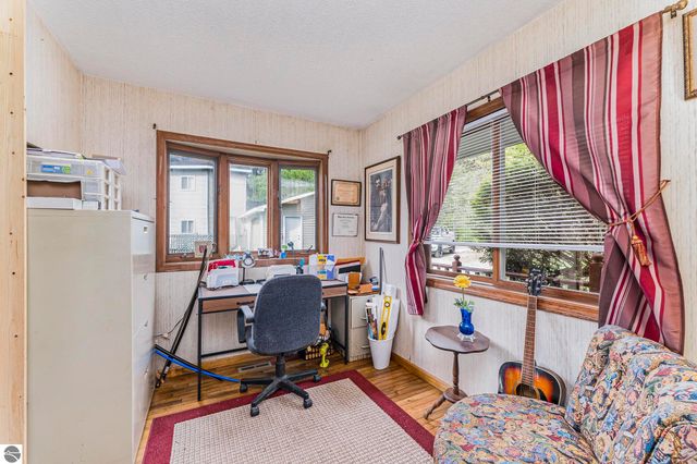 6690 N 39 Road, Manton, MI 49663