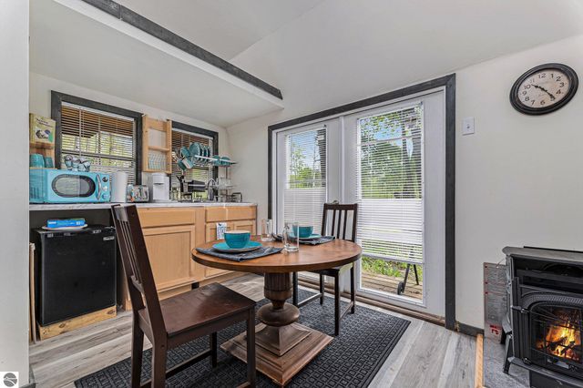 6690 N 39 Road, Manton, MI 49663