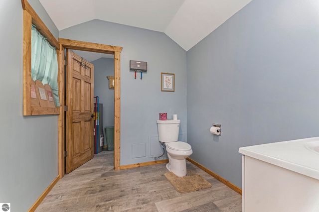 6690 N 39 Road, Manton, MI 49663