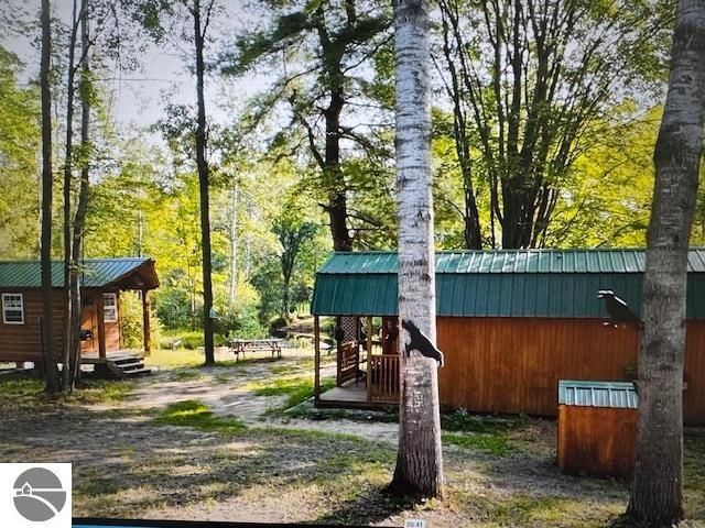 6690 N 39 Road, Manton, MI 49663