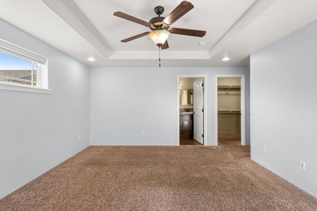 925 Sellwood Drive, Eagle Point, OR 97524