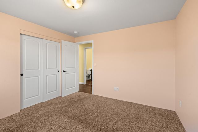 925 Sellwood Drive, Eagle Point, OR 97524