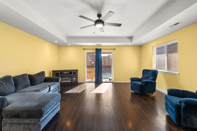 925 Sellwood Drive, Eagle Point, OR 97524