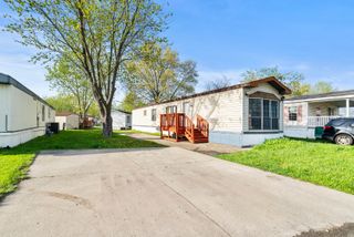 15 Fairmont Drive, Diamond, IL 60416
