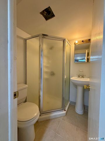 41 Quince Street, Bridgeport, CT 06606