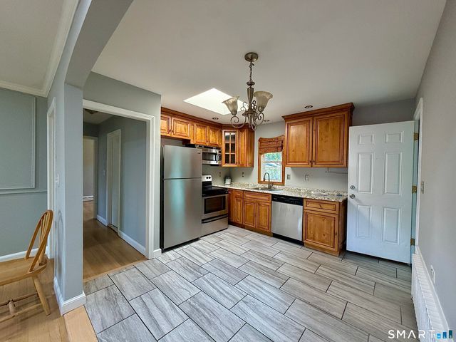 41 Quince Street, Bridgeport, CT 06606
