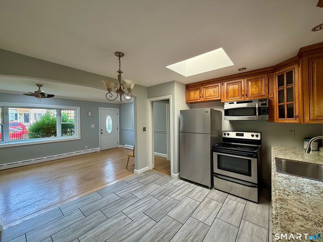 41 Quince Street, Bridgeport, CT 06606