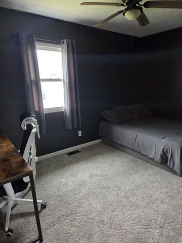 330 Whispering Woods Drive, Irvine, KY 40336