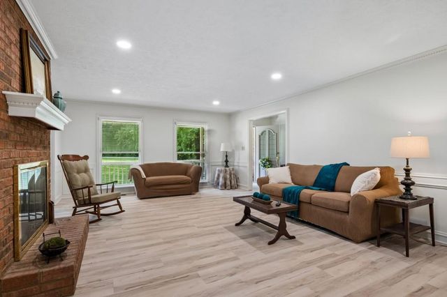 5185 Paul Circle SW, Conyers, GA 30094