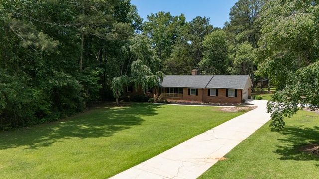 5185 Paul Circle SW, Conyers, GA 30094