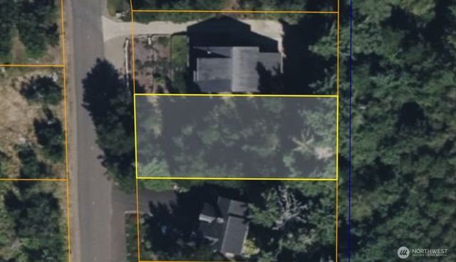 35512 J Place, Ocean Park, WA 98640