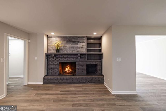 2362 Springrun Court, Decatur, GA 30032