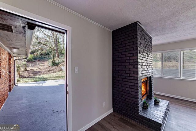 2362 Springrun Court, Decatur, GA 30032