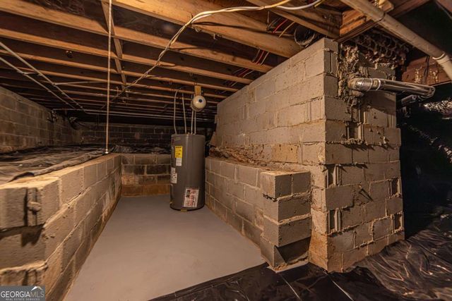 2362 Springrun Court, Decatur, GA 30032