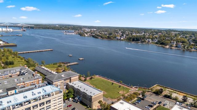 358 Rector Street 510, Perth Amboy, NJ 08861