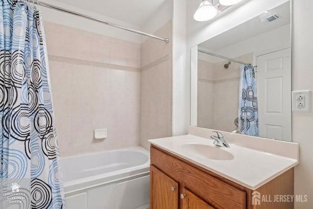 358 Rector Street 510, Perth Amboy, NJ 08861