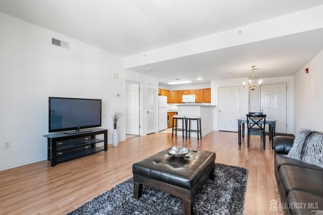 358 Rector Street 510, Perth Amboy, NJ 08861