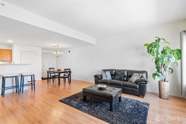 358 Rector Street 510, Perth Amboy, NJ 08861