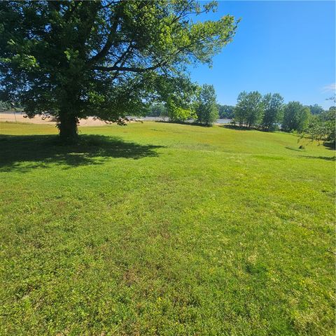 108 Bowman Drive, Dardanelle, AR 72834