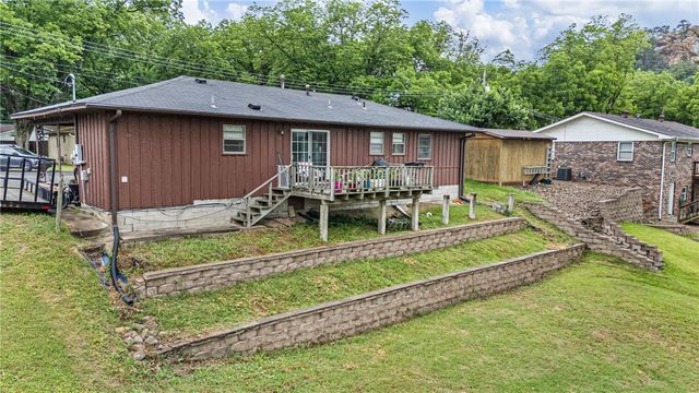 108 Bowman Drive, Dardanelle, AR 72834