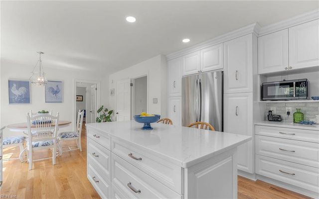 1101 Kings Way DR, Virginia Beach, VA 23455