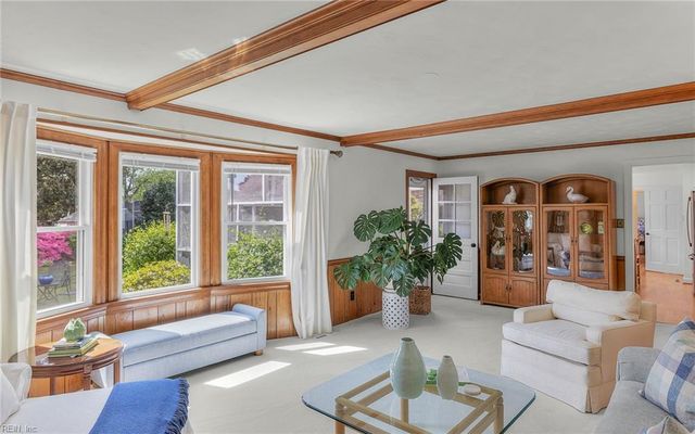 1101 Kings Way DR, Virginia Beach, VA 23455