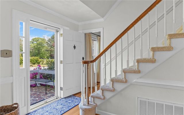 1101 Kings Way DR, Virginia Beach, VA 23455