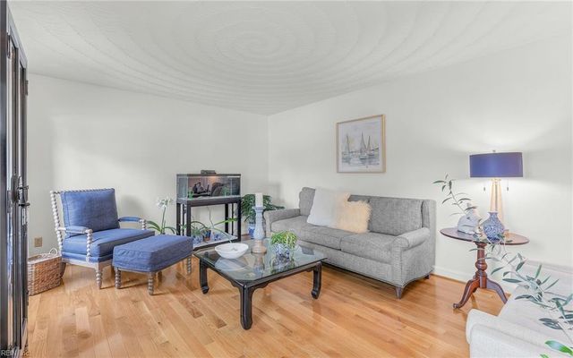 1101 Kings Way DR, Virginia Beach, VA 23455