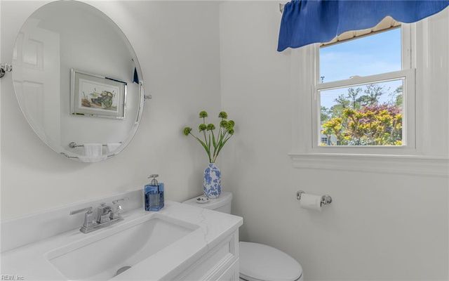 1101 Kings Way DR, Virginia Beach, VA 23455