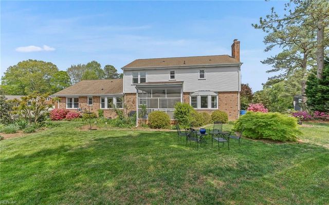 1101 Kings Way DR, Virginia Beach, VA 23455