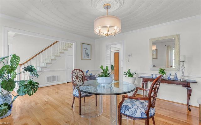 1101 Kings Way DR, Virginia Beach, VA 23455