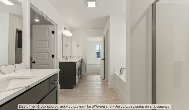 9236 S Pleasant Valley Road, Gentry, AR 72734