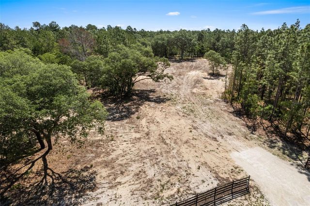 8373 NW 26TH STREET, Wildwood, FL 34785