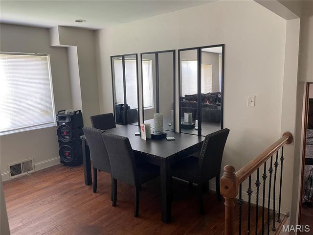 6350 Woodland Avenue, St Louis, MO 63120